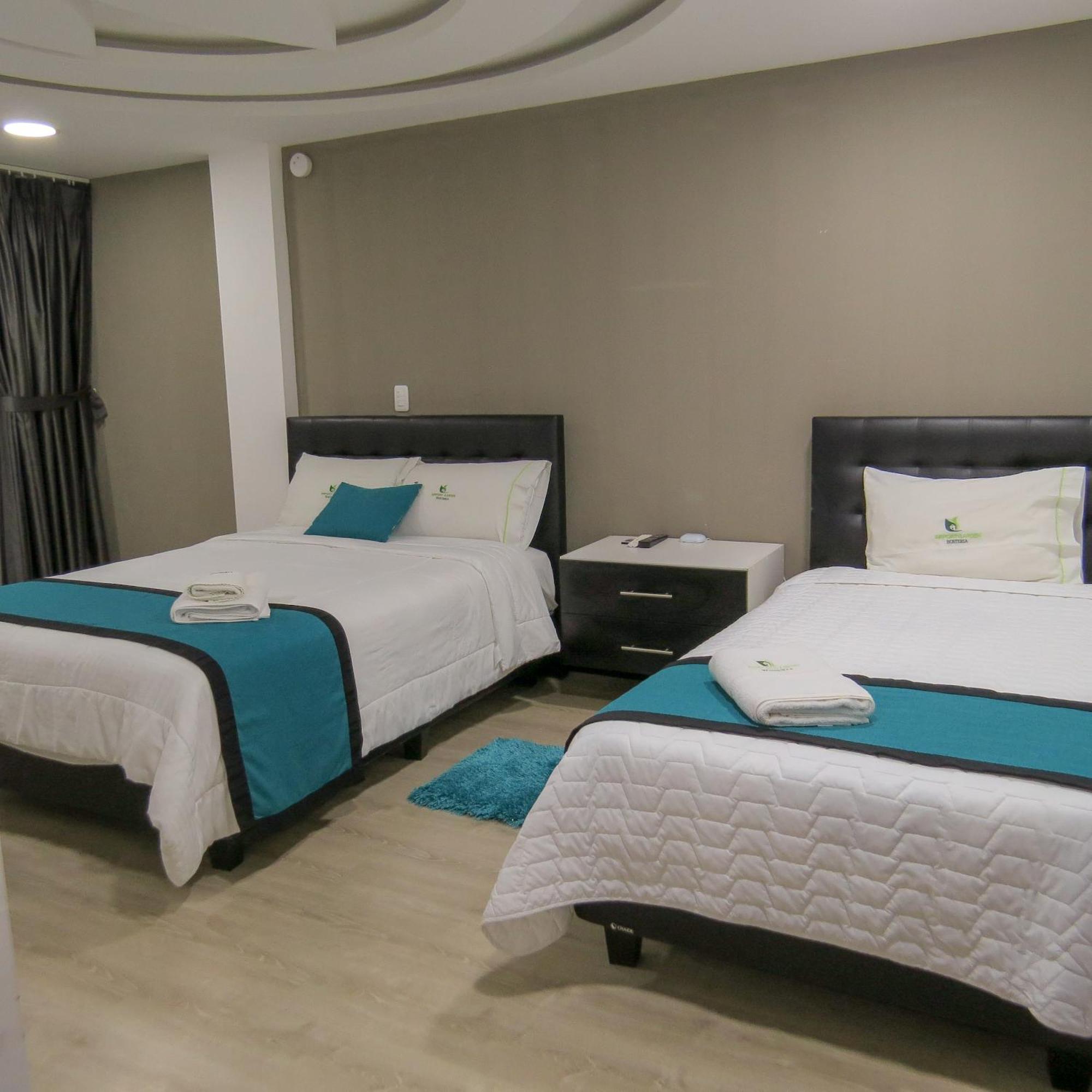 Hosteria Airport Garden Tababela Ngoại thất bức ảnh