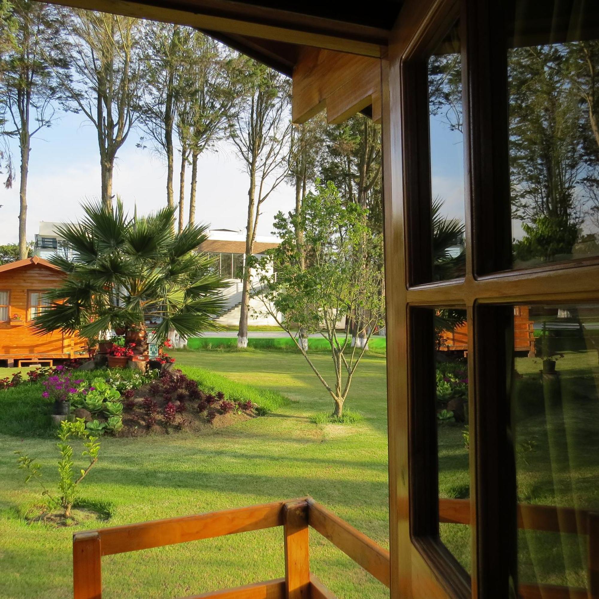 Hosteria Airport Garden Tababela Ngoại thất bức ảnh